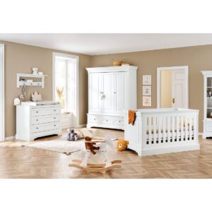 Chambre complète 'Emilia' large large, incl. étagère4 pièces : lit bébé, grand meuble à langer, grande penderie, étagère murale